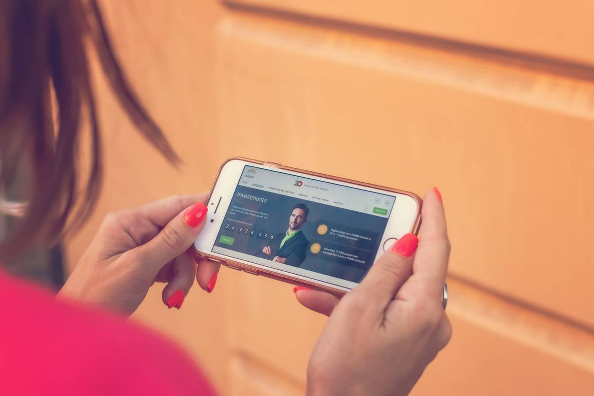 Why Your Emergency Contact Lists Are Useless Without Missed Connection Insurance